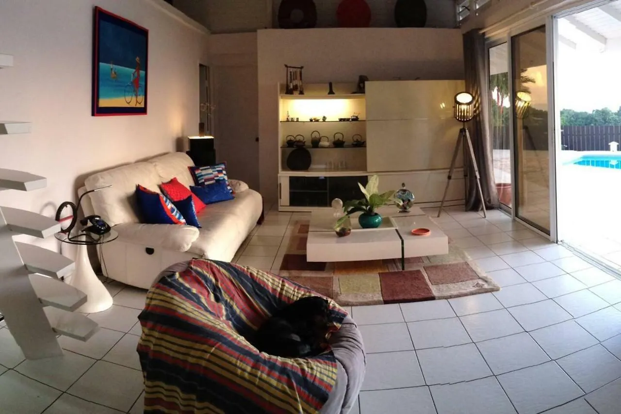 Punaauia Tetavake Apartman 0*,